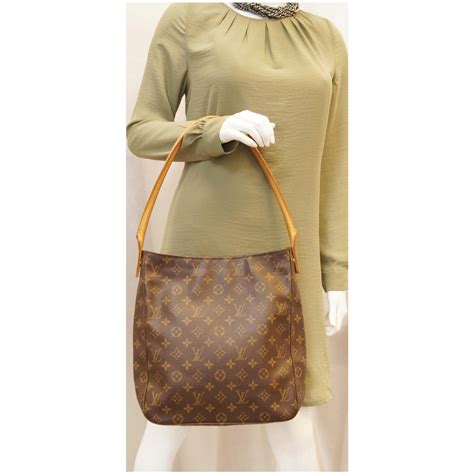 louis vuitton monogram canvas looping gm|LOUIS VUITTON Monogram Looping GM 1379650 .